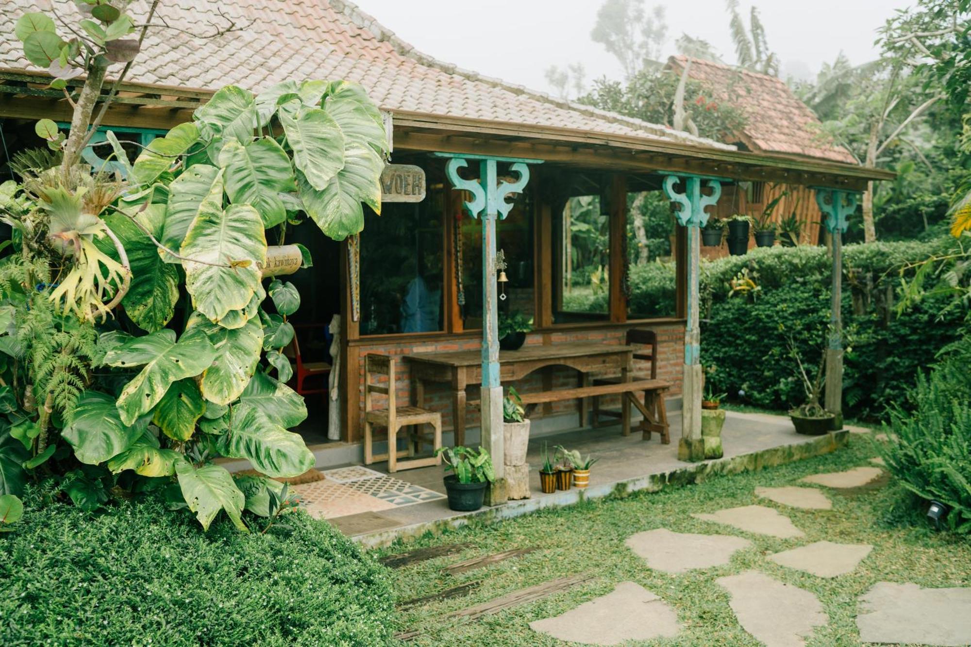 Pondok Kawinaya Сингараджа Экстерьер фото